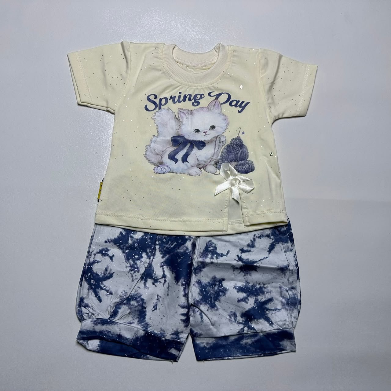Cat Print T-Shirt and Tie-Dye Shorts Set - Image 3