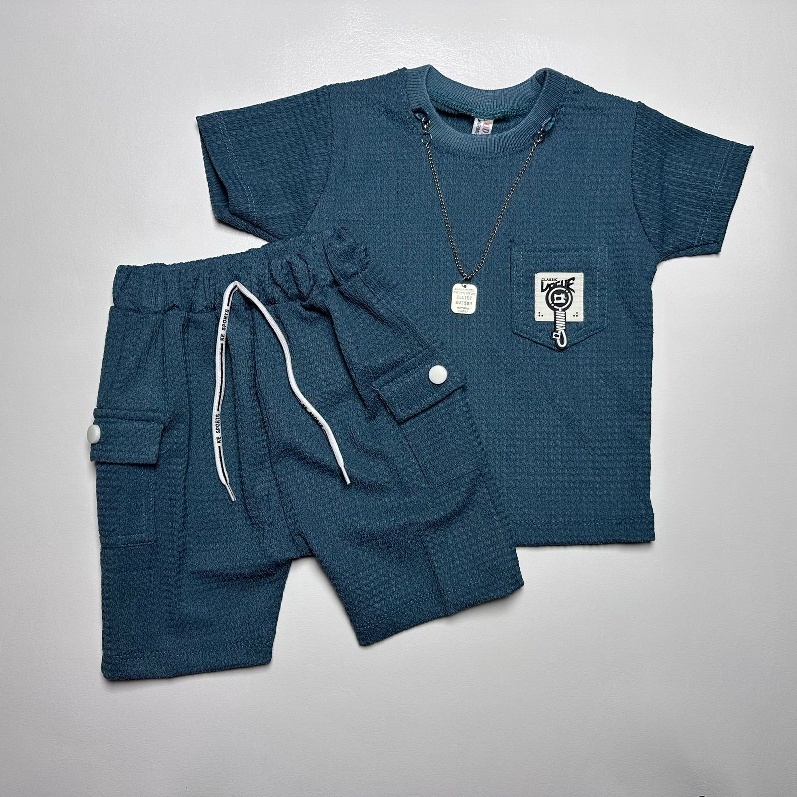 Boys Textured Chain-Accessory Tee and Cargo Shorts Set